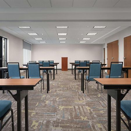 Hampton Inn Yorkville Dış mekan fotoğraf